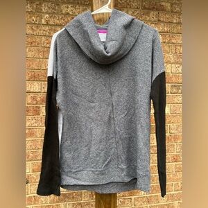 Calvin‎ Klein sweater